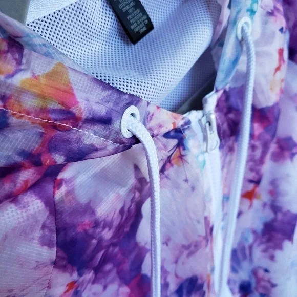 Purple windbreaker - Picture 4 of 4